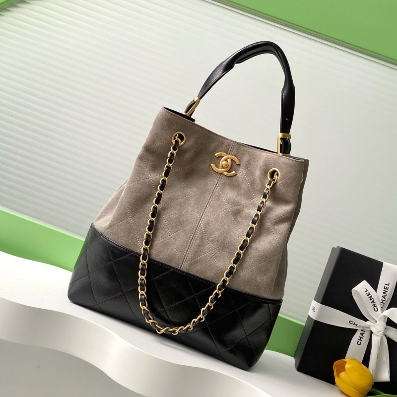 Ch**el shopping bags